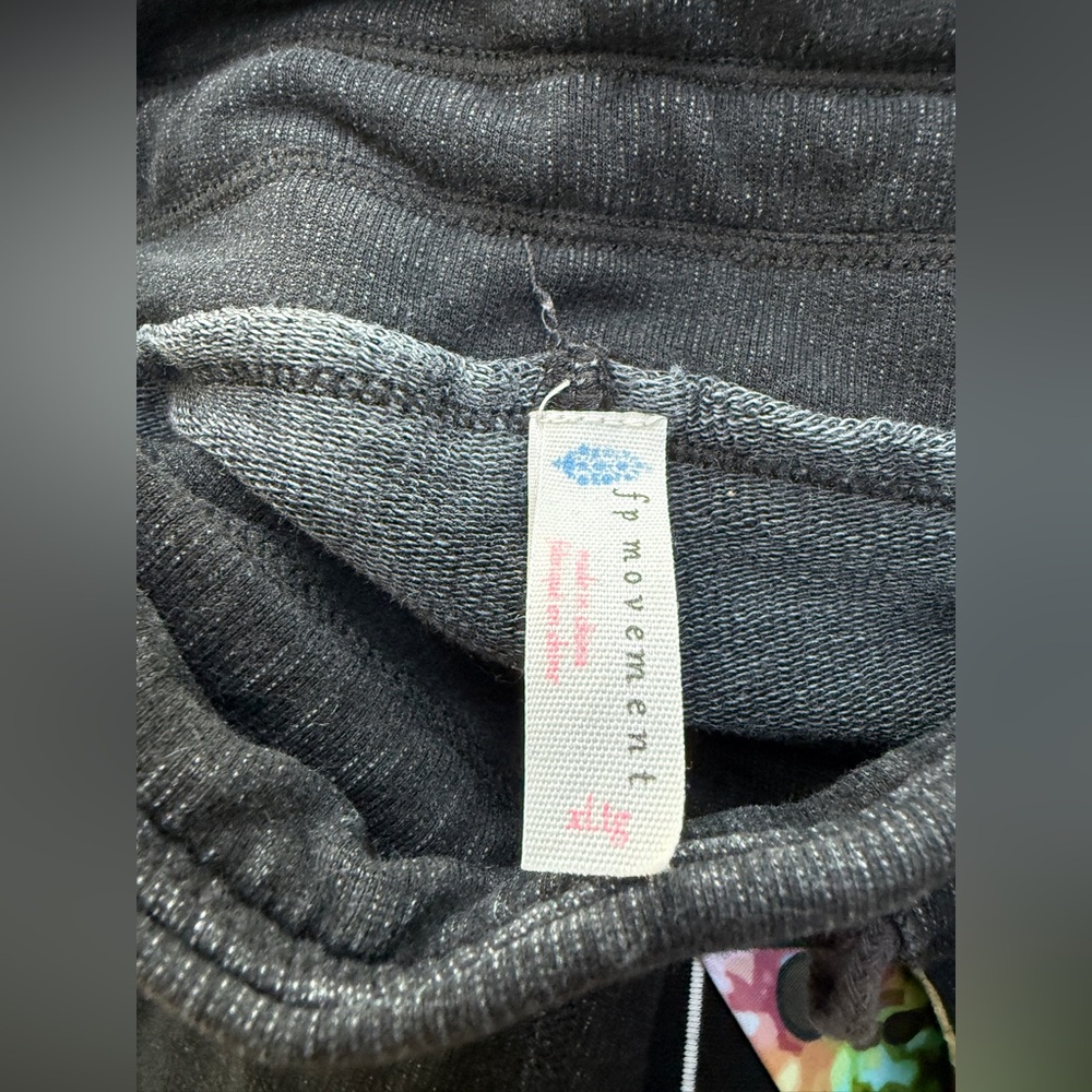 Free People FP Movement: Kyoto Leggings Washed Black Grey Sport Panel Yoga Boho - Picture 4 of 4